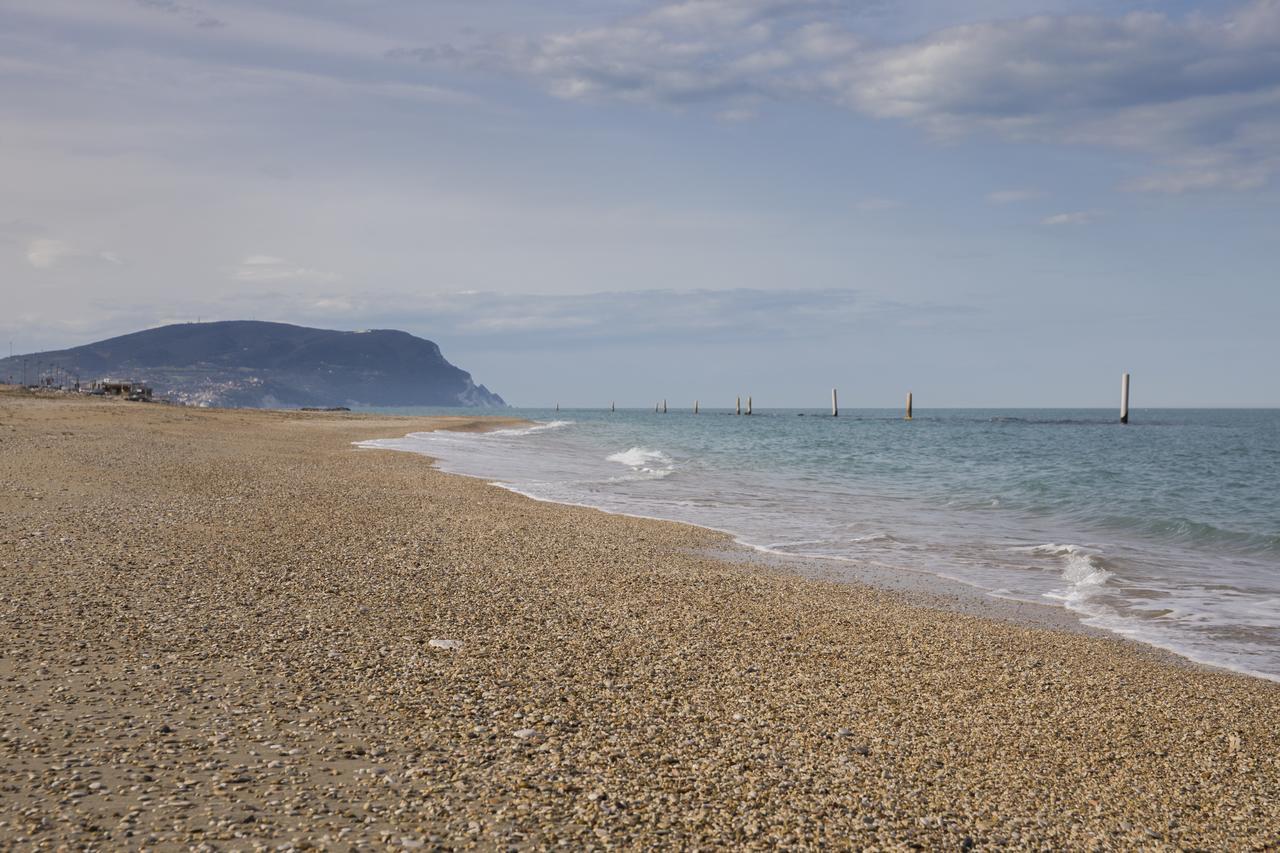 Rooms A Due Passi Dal Mare Porto Recanati Luaran gambar